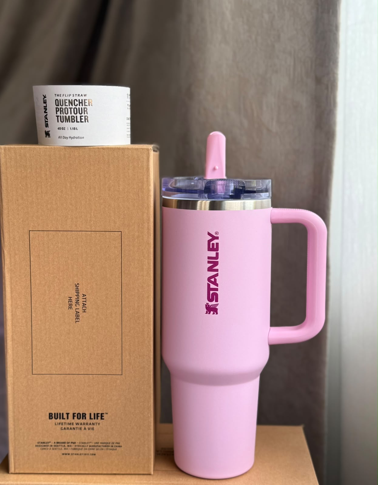 Premium Stanley Cup Pro Tour Flip Lid System and 100 percent Leak proof Design rose quartz